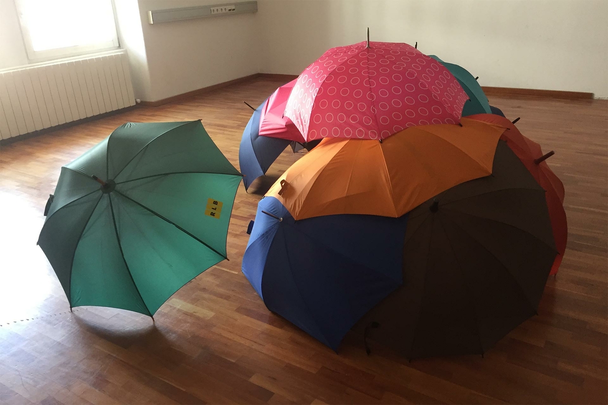 A Shelter. Hommage & respect towards a stranger 2019 (Installation)