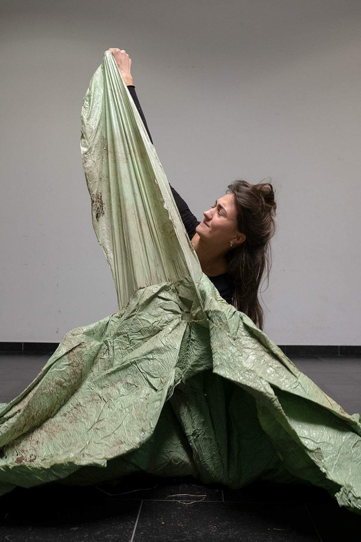 Hay-making – A transformation piece 2019 – 2020 (performances)